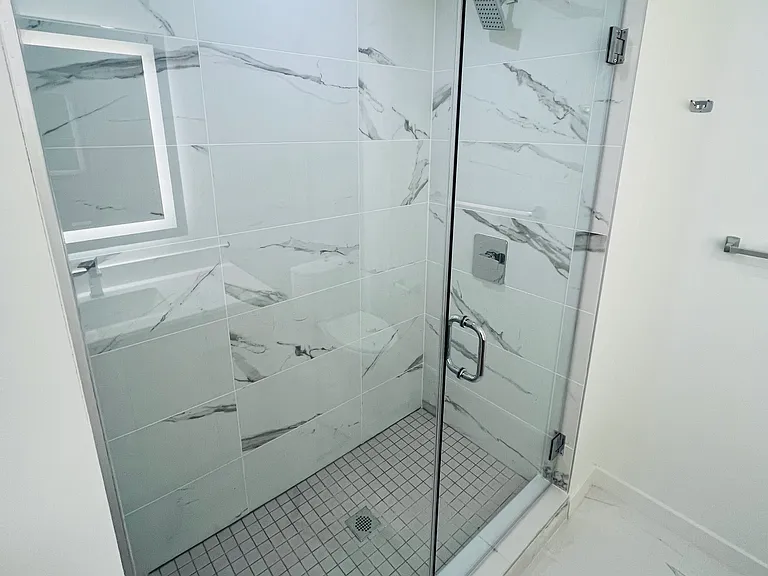 1646 NE 124th St #246 — Photo 9