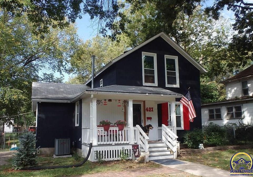 1st image of 421 & 413 N Cottonwood St
