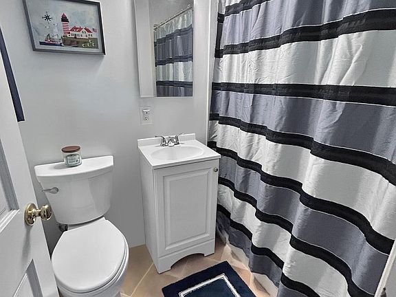 4th image of 273 E Squantum St APT 2