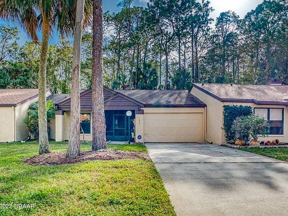 3rd image of 194 Sea Pines Cir