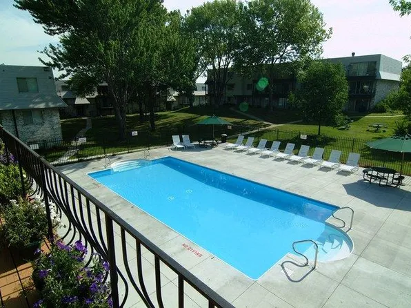 The Martinique Apartments