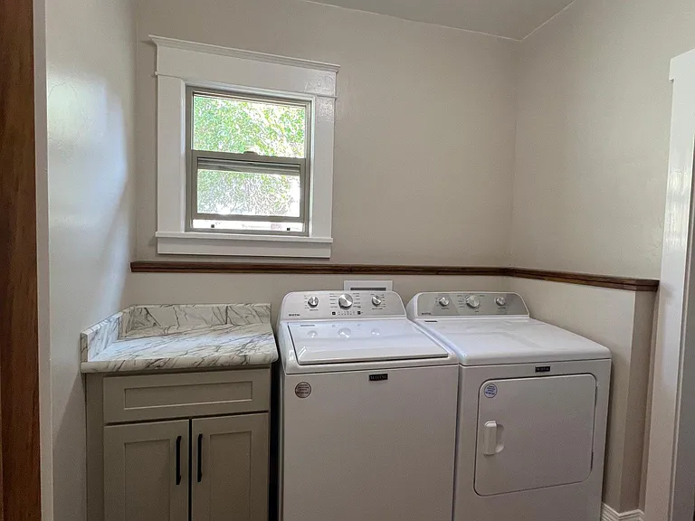 802 W Evelyn St — Photo 6