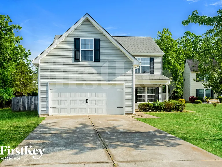 5415 Tucker Phillips Dr — Photo 1