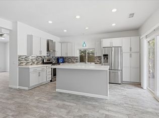 1610 Amelia Way, Palm Springs, CA 92262