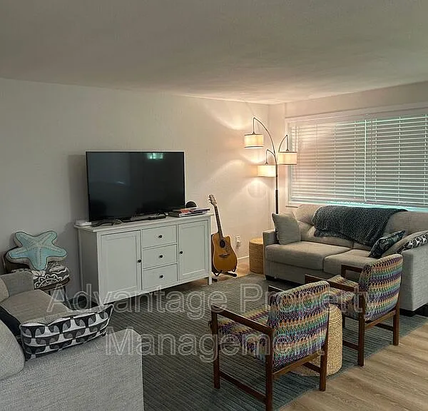 3605 Sea Mist Ave — Photo 8