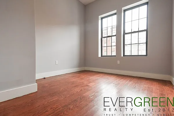 Rented by ERNY LLC | media 29