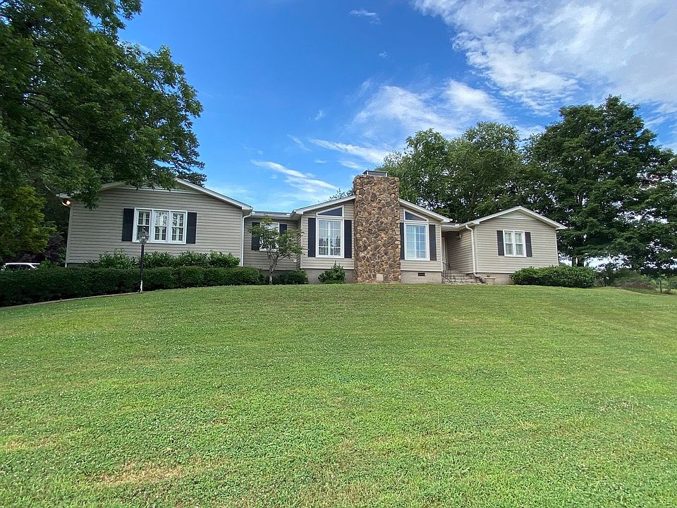 1st image of 807 Knollwood Dr