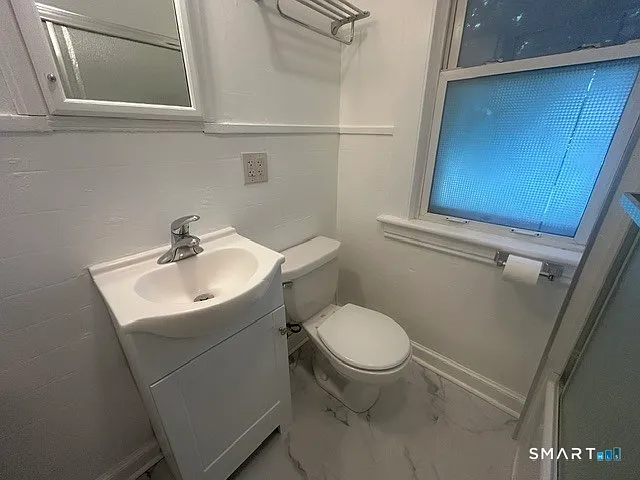 97 Loomis St — Photo 6