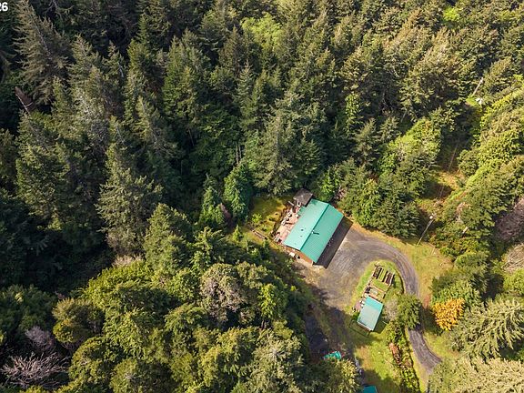 4th image of 93490 Fir Rd