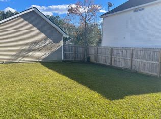 129 Savannah River Dr, Summerville, SC 29485