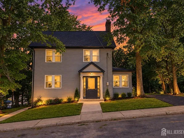 19 N Adelaide Ave, Highland Park, NJ 08904