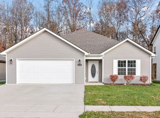 1254 Magnum Dr, Clarksville, TN 37040