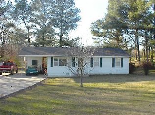 17023 Hall Rd, Athens, AL 35613