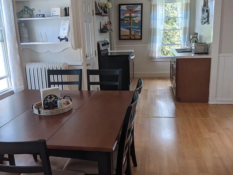 41 Webster St — Photo 3