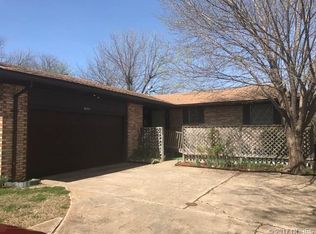 1420 E 4th St, Ada, OK 74820