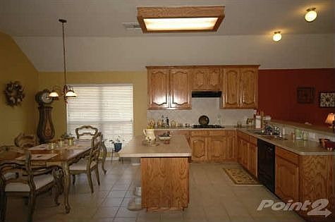 5th image of 8701 Blackwater Creek Trl
