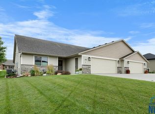 106 S 15th Ave SUITE 1, Rock Rapids, IA 51246