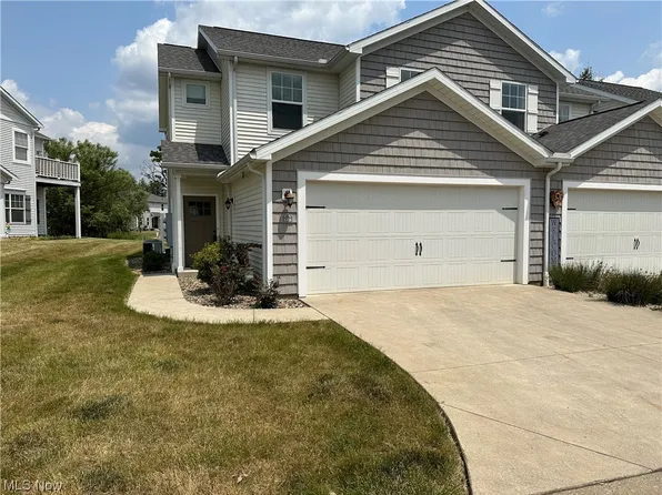 1316 Cascade Cir NW Condo 8, Canton, OH 44708