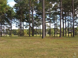 484 N Crow Creek Dr, Calabash, NC 28467