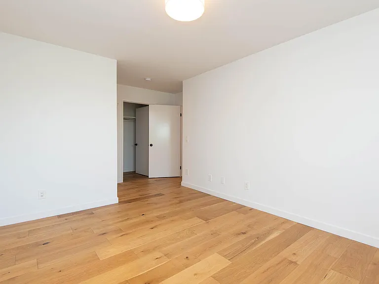 3933 Marathon St #104-B — Photo 15