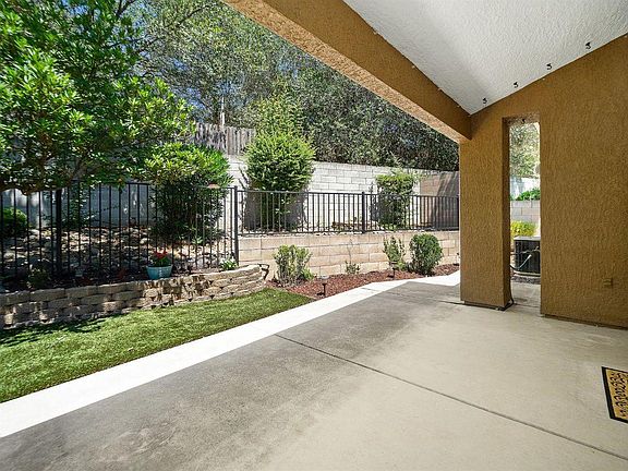 2nd image of 740 Diamond Glen Cir