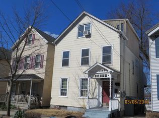 8 Center St, Poughkeepsie, NY 12601