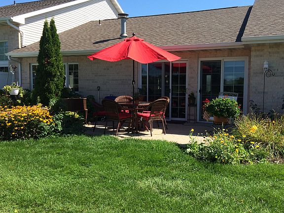 2nd image of 1527 River Pines Dr