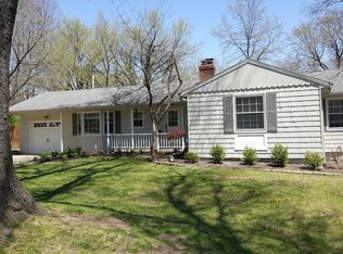 4414 W 71st St, Prairie Village, KS 66208