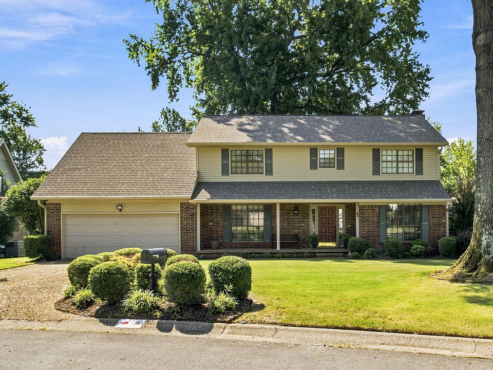 1st image of 35 Oak Tree Cir