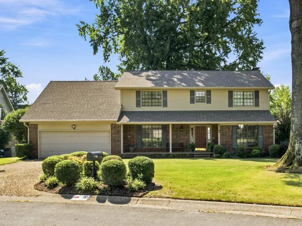 35 Oak Tree Cir, N Little Rock, AR 72116