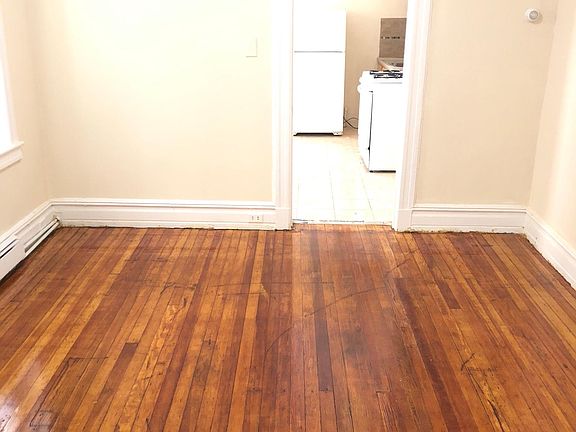 3rd image of 7 East St APT 5