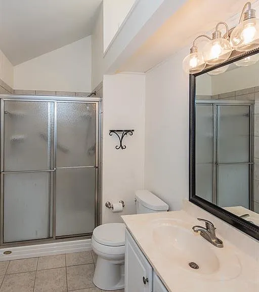 4 Barrington Dr — Photo 20