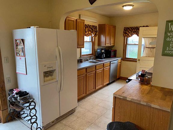 2nd image of 57058 142nd St
