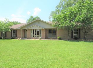 829 Hickman Hill Rd, Frankfort, KY 40601