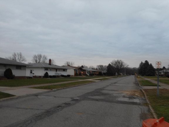 5th image of 9815 Boundary Ln