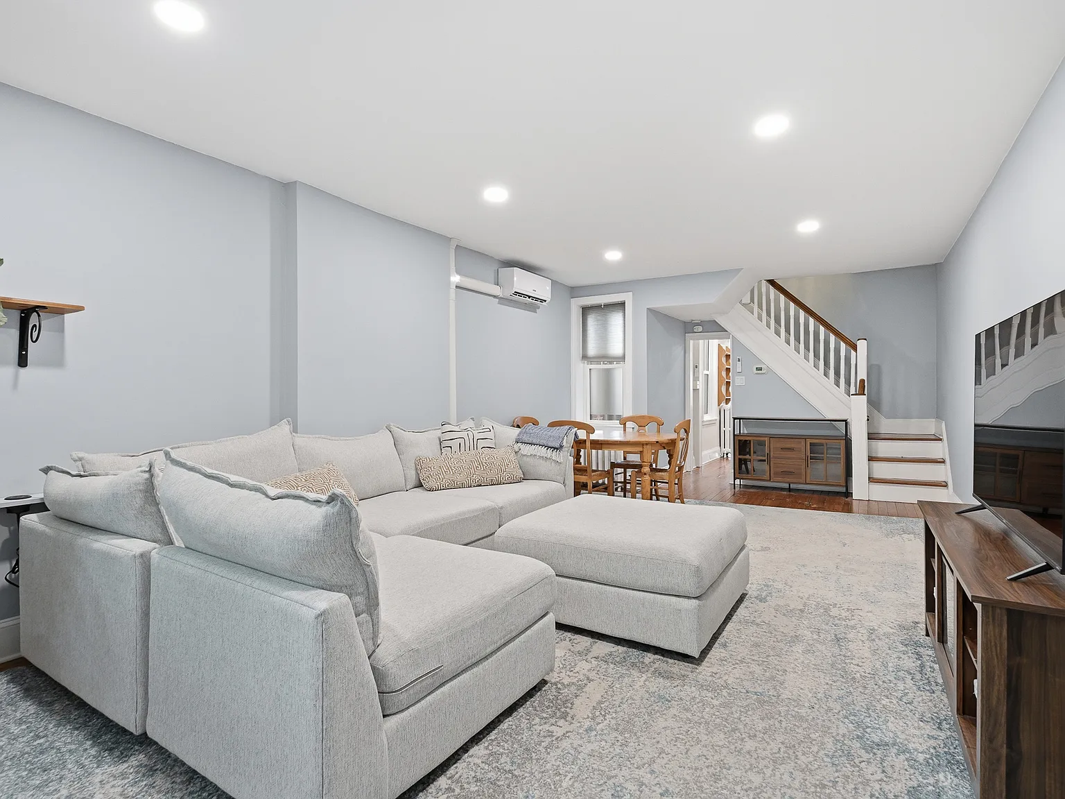 1515 Rodney - 1 — Photo 3