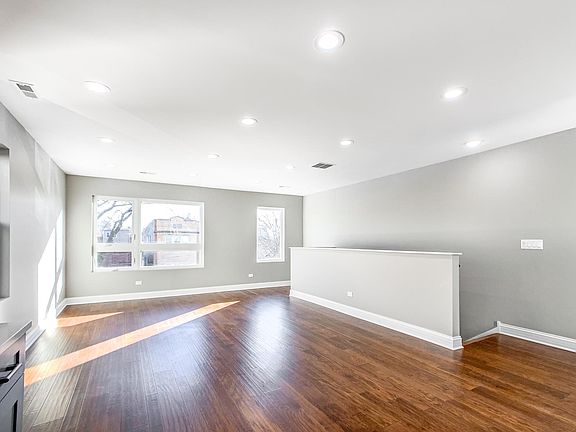 4th image of 4306 W Cortez St #2