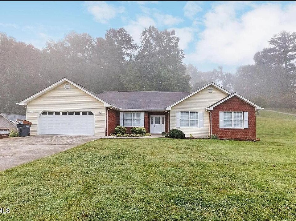 1st image of 433 Rosewood Ln