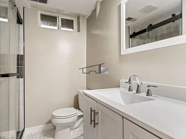 3179 Hawthorne Ave — Photo 23