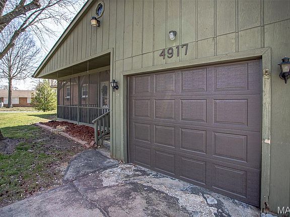 3rd image of 4917 W Hill Dr