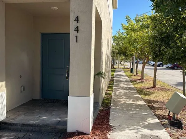 441 NE 5th St, Florida City, FL 33034