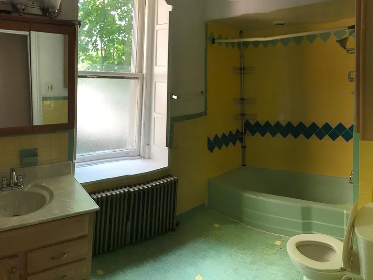 18 N Highland Ave #1A — Photo 6