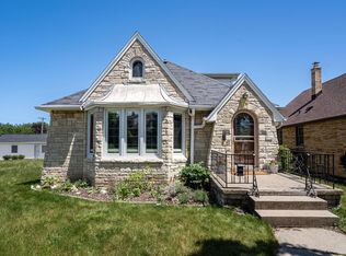 2930 S 39th St, Milwaukee, WI 53215