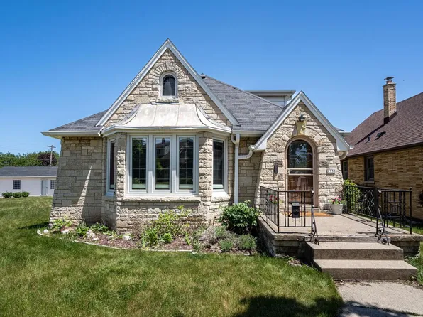 2930 South 39th STREET, Milwaukee, WI 53215