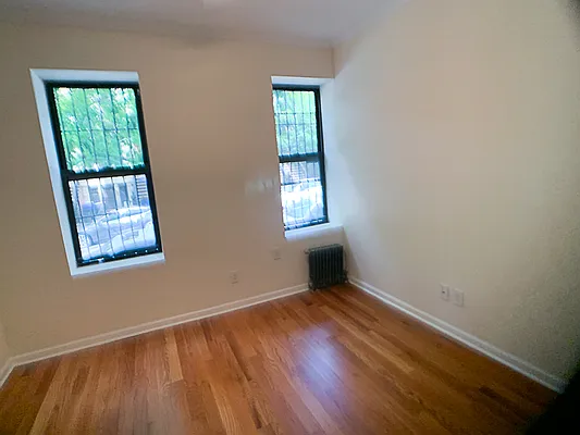 Rented by Francine Realty | media 21