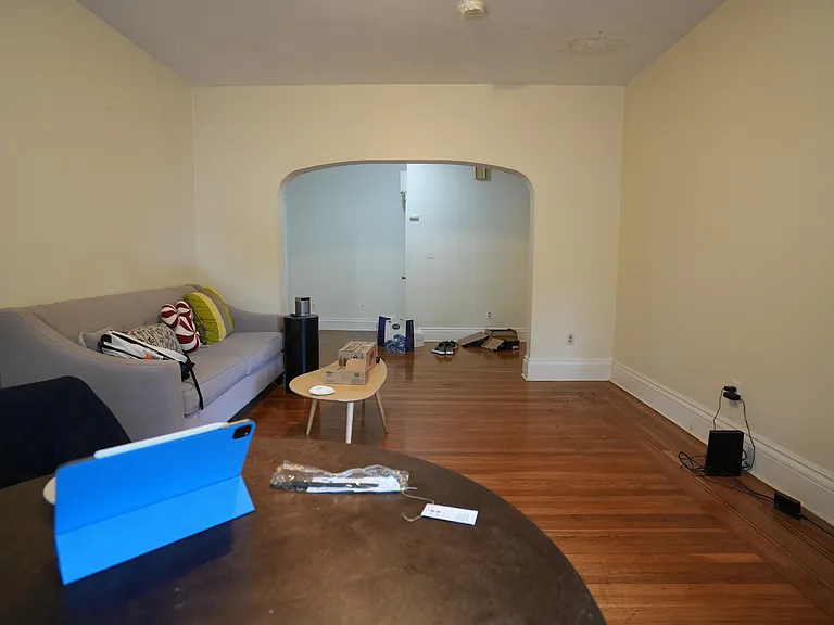 22 Euston St #5 — Photo 1