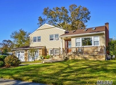 2nd image of 599 Wagstaff Dr