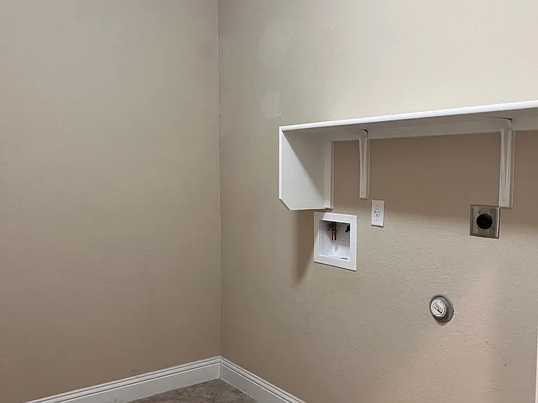849 Olive Ln — Photo 15