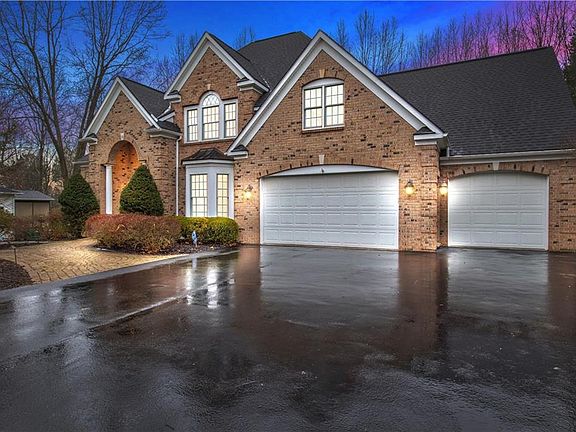 2nd image of 14 Claret Dr