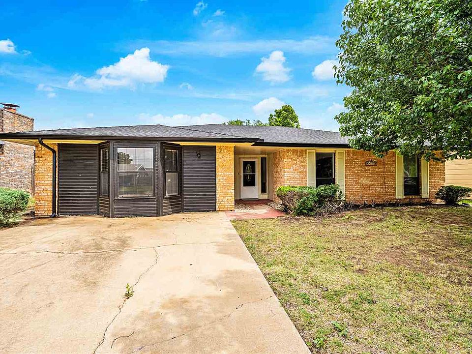 1st image of 4920 SE Hardin Ave